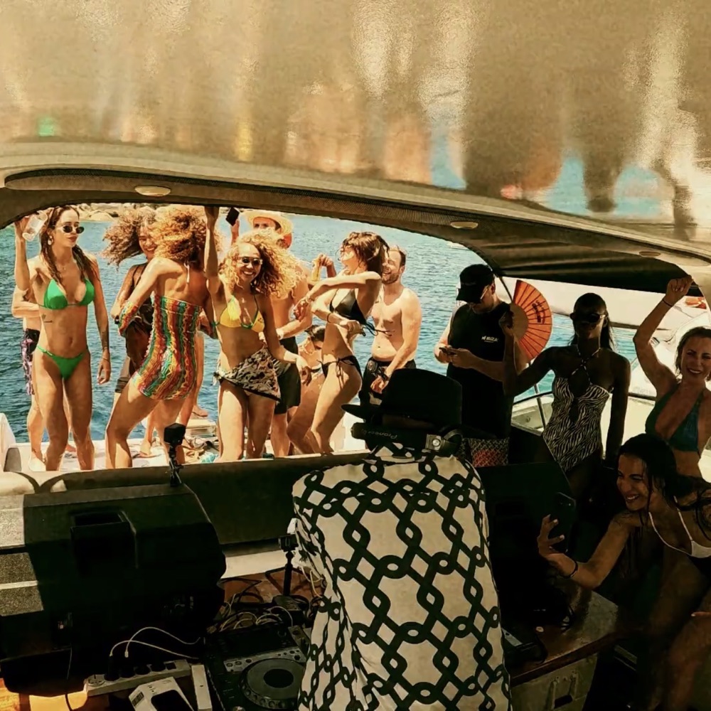 I Anniversary Boat Party — Casa Fruttuoso · Sicily